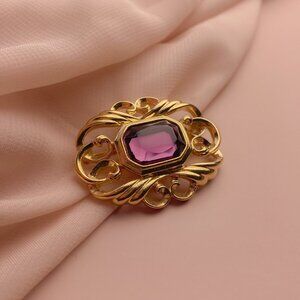 Vintage Avon Faux Amethyst Jewel Victorian Style Art Nouveau Gold Brooch Pin